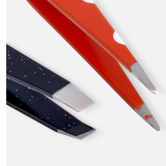 💥Host Pick💥Disney Mickey And Minnie Tweezer Set - Picture 2 of 3